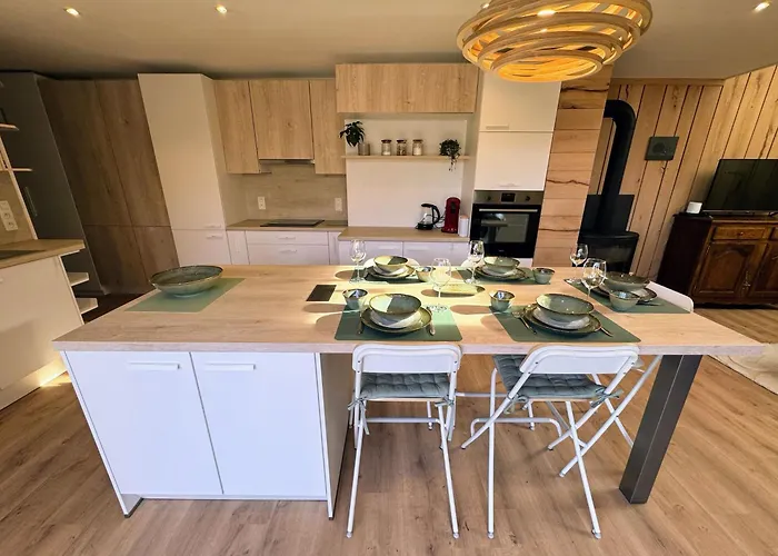 Le Brasovert Apartment Bras